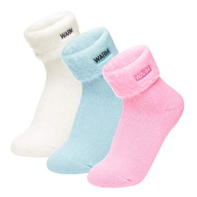 Immagine di Homealexa Calzini Donna Invernali in Cotone Lanugine Set 3 Paia Calze Termiche Elastiche Morbide da Inverno per Calde alla Caviglia Spessi Pavimento (Chiaro)