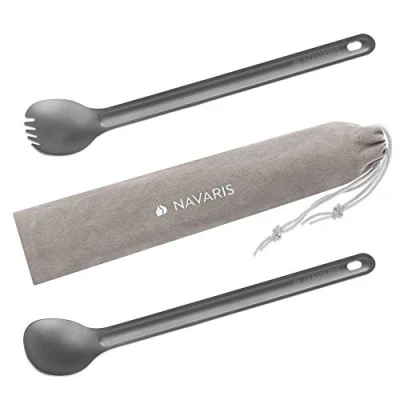Immagine di Navaris Set 2X Posate da Campeggio in Titanio 1x Forchetta Spork 2in1 Cucchiaio Ultra Leggero per Camping Trekking Picnic Custodia Inclusa