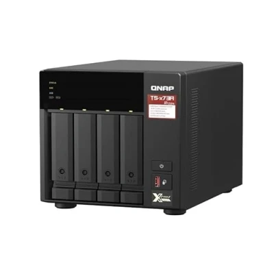 Immagine di QNAP TS 473A Turbo Station NAS a 4 bay (AMD Ryzen™ Embedded V1500B core/8 thread 2,2 GHz 8 GB DDR4 RAM 2 porte RJ 45 2,5 GbE) 32 TB bundle con dischi rigidi Seagate IronWolf da
