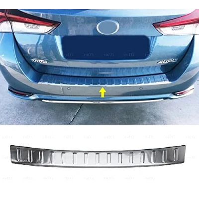 Immagine di Chrome Protezione antigraffio per paraurti posteriore in acciaio inox con compatibile AURIS Touring Sports 2013 poi