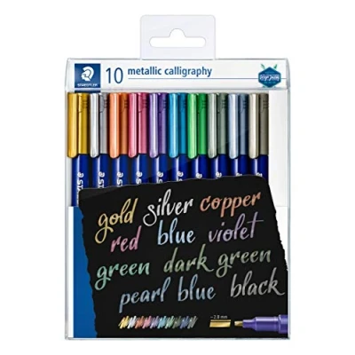 Immagine di STAEDTLER 8325 TB10 Design Journey Metallic Calligrafia Penne Colori assortiti (confezione da 10)