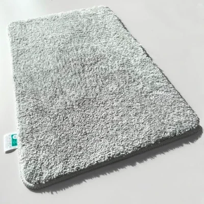 Immagine di Tappetino da bagno a pelo lungo Sky Soft Morbido e soffice tappeto effetto shaggy testato contro le sostanze nocive (80 x 150 cm, grigio argento)