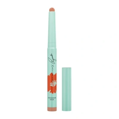 Immagine di Max Factor X Priyanka Chopra Jonas Ombretto in stick, 002, Daisy Dance, Formula vegana, A lunga durata, Ultra pigmentato, Texture cremosa