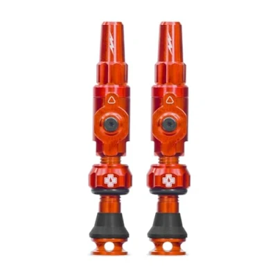 Immagine di Muc Off Big Bore Lite Tubeless Valves, Orange 30mm Precision Engineered Dust Caps for Bikes with Revolutionary Airflow Technology Presta Valve MTB/Road/Gravel