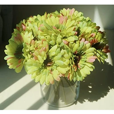 Immagine di UICerland 15 fiori artificiali in seta a stelo singolo, per bouquet di gerbera feste nozze, fai da te, decorazione interni ed esterni, casa, giardino, ufficio, hotel (verde)