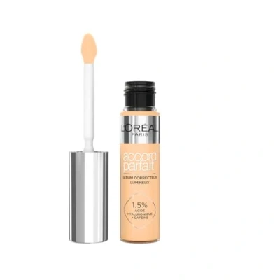 Immagine di L&#039;Oréal Paris Correttore in Siero Liquido, Formula con Acido Ialuronico e Caffeina, Idratazione 24H, Finish Luminoso, Accord Parfait, Tonalità: 5.5D Dorata, 11 ml