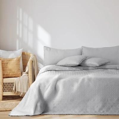 Immagine di AmeliaHome copriletto con pompon 220 x 240 cm, double face, trapuntato, in poliestere, colore: argento