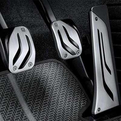 Immagine di M Performance Pedali in acciaio inox, con cambio manuale, adatto per 1 F20, F21 e 3 F30, F31 serie 5 F10, F11 6 F12, F13