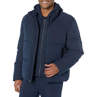 Immagine di Amazon Essentials Piumino con Collo a Lupetto (Disponibile in Taglie Extra Forti) Uomo, Blu Marino, XL