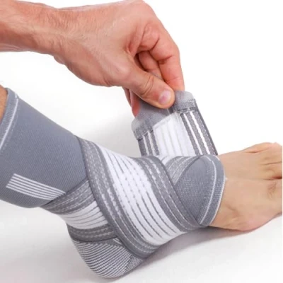 Immagine di NEOtech Care Tutore per caviglia a fascia Tessuto elastico e traspirante compressione regolabile con strappo uomo, donna, ragazzo piede destro o sinistro (L, 1 Pezzo)