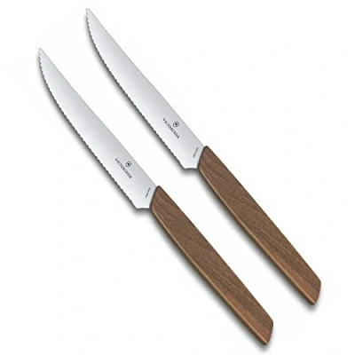 Immagine di Victorinox, Swiss Modern, set di 2 coltelli da bistecca professionale, lama extra affilata, 12 cm, manico in legno, acciaio inossidabile, marrone