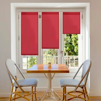 Immagine di Blindecor Aure Tenda a rullo traslucida tinta unita senza perforazione Rosso bordeaux, 52 x 180 cm (Larghezza Altezza) Dimensioni del tessuto 49 175 Tende per interni attrezzi