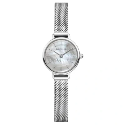 Immagine di BERING Donna Analogico Quarzo Classic Orologio con Cinturino in Acciaio inossidabile e Vetro zaffiro 11022 064