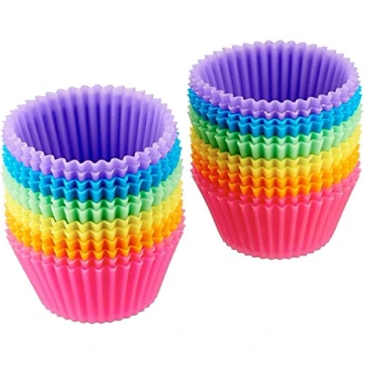 Immagine di Amazon Basics Rotondo Pirottini in silicone riutilizzabili, confezione da 24 (sicuri forno fino a 220 C), Multicolore