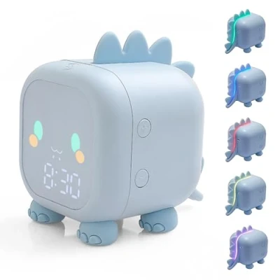 Immagine di yotutun Sveglia Digitale per Bambini, Dinosauro da Comodino con Colorata Luce Notturna, Snooze Mode, Timer Orologio Tavolo Ragazza Ragazzi, Regalo di Compleanno (Blu)