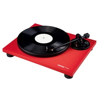 Immagine di Reloop Turn 2 red giradischi HiFi analogici a cinghia (33/45 RPM) con braccio di tono dritto, sistema pickup Ortofon OM10, in alluminio pressofuso bordo cromato, rosso