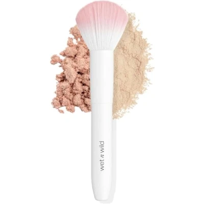 Immagine di wet n wild Pennello per fondotinta a copertura completa, setole confezionate tutte le formule, presa comoda, cruelty free e vegano