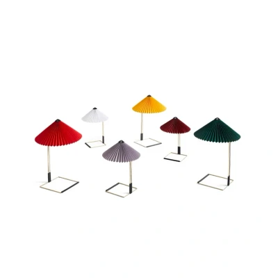 Immagine di HAY Matin 300 Lampada da tavolo LED plissettata, verde