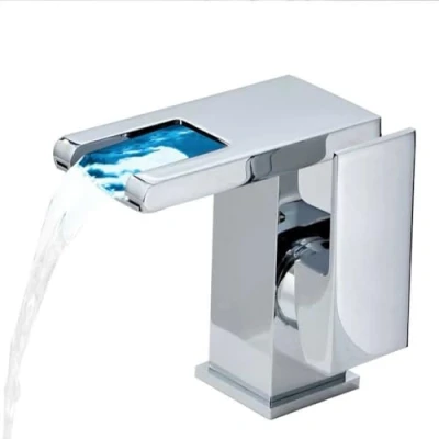 Immagine di Rubinetto Bagno Lavabo LED Cascata Miscelatore Monocomando Ottone Per Lavabo, Regolazione A Caldo E Freddo, Da Bagno, Cromato