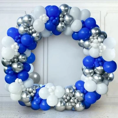 Immagine di Kit Arco Palloncini Blu 137pezzi Compleanno, Bianchi Argento Con Metallizzati, Decorazioni per Laurea,Battesimo Bambino,Compleanno,Comunione,Matrimoni