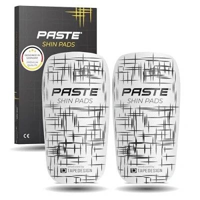 Immagine di PASTE ® Parastinchi da calcio per uomo, donna e bambino bianco Shin Pads adulto calzettoni (personalizzabile) Guards antiscivolo, sottile con imbottitura