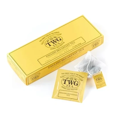 Immagine di TWG Tea English Breakfast Tè Nero Sottotono Floreale 15 Bustine di in Cotone Cucite a Mano Set Regalo