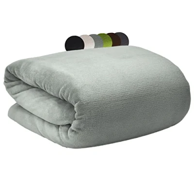 Immagine di Beautissu Coperta in soffice Microfibra XXL Aurelia 150x200cm Grigio Chiaro Plaid Pile Coral Fleece Morbida e Calda per casa Viaggio Marchio Fiducia Tessile Öko Tex