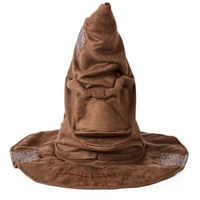 Immagine di Wizarding World, Talking Sorting Hat with 15 Phrases for Harry Potter Pretend Play Kids’ Fancy Dress Role Toys Ages 5 and up