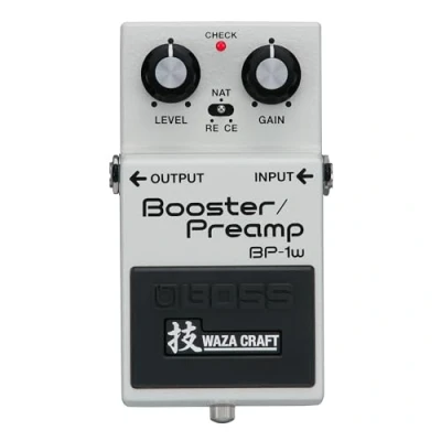 Immagine di BOSS BP 1W Booster/Preampli Effetto a Pedale Waza Craft per Chitarra di Alta Qualità con Circuitazione Analogica Suoni Vintage dal CE 1 Chorus Ensemble e Roland RE 201 Space Echo