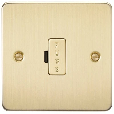 Immagine di Piastra per fusibile piatto 13 A, in ottone spazzolato, Knightsbridge FPAV6000BB