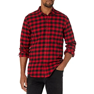 Immagine di Amazon Essentials Camicia in Flanella Scozzese A Maniche Lunghe dalla vestibilità Aderente (Colori Edizione Limitata) Uomo, Nero Rosso Buffalo Plaid, L
