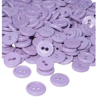Immagine di AERZETIX C56334 Set di 100 Bottoni rotondi per cucito Ø11.5x2.2mm con 2 fori diametro apertura 2mm colore viola chiaro in plastica hobby creativo decorazione cucire merceria moda