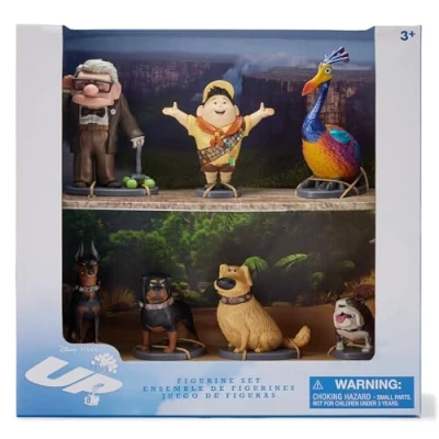 Immagine di Disney Store Official Set di Personaggi Up (Pixar), 7 tra Cui Carl Fredricksen, Ellie, Russell, Kevin, Dug, Alpha, Beta e Gamma, 3+