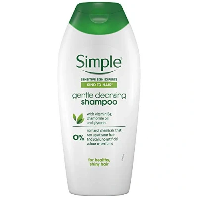Immagine di Simple Kind to Hair Shampoo detergente delicato con vitamina B5, olio di camomilla e glicerina per capelli sani lucenti, 400 ml