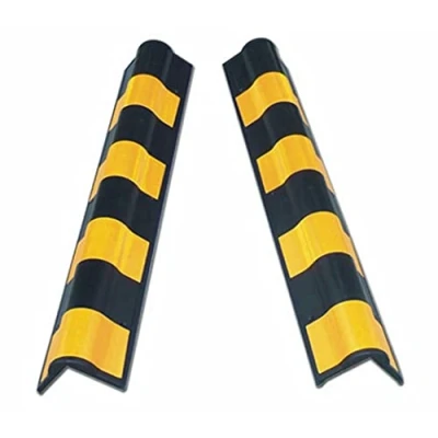 Immagine di PARKING FACIL Protezione angolare in gomma Per Parcheggi e Magazzini Colore: nero giallo Dimensioni: 80 x 10 cm Include viti 2 unità
