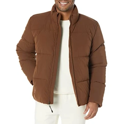 Immagine di Amazon Essentials Piumino con Collo a Lupetto (Disponibile in Taglie Extra Forti) Uomo, Marrone Intenso, XXL