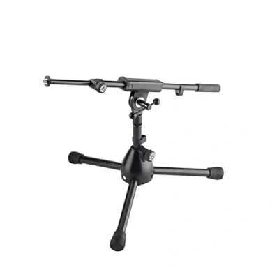 Immagine di K&amp;M 25950 Base di microfono Rien, per batteria, 3/8&quot; in acciaio nero, braccio girevole, estensione fino 74,5 cm hauteur 42,5 64,5