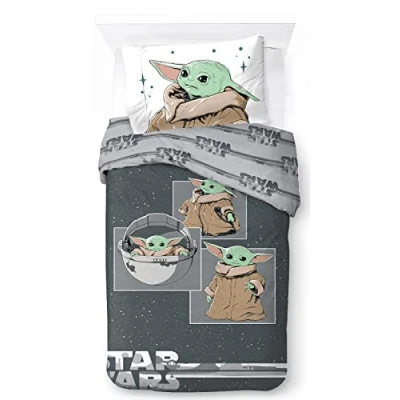 Immagine di Jay Franco Star Wars Mandalorian Curious Child 100% Cotone Set Biancheria da Letto per Bambini 135 x 200 cm Dimensioni Singolo Copripiumino + Federa 50 70