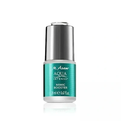 Immagine di M. Asam AQUA INTENSE Mimic Booster Serum (20 ml) Siero ialuronico con peptide high tech, Levigazione mirata delle rughe del viso, Riduce le zampe di gallina, della fronte e sorriso