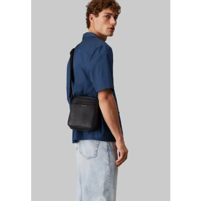 Immagine di Calvin Klein MUST Reporter Borsa a tracolla, Uomo, Taglia: One Size, Black