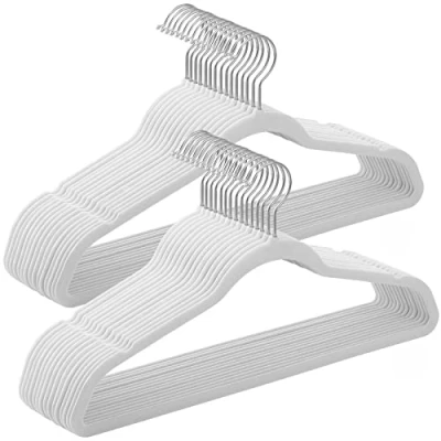 Immagine di SONGMICS Grucce Velluto 30 Pezzi, Appendiabiti Lunghe 43,5 cm, Salvaspazio, Capacità di Carico Elevata, Ganci Girevoli a 360, per Cappotti Camicie Completi, Bianco CRF026W02
