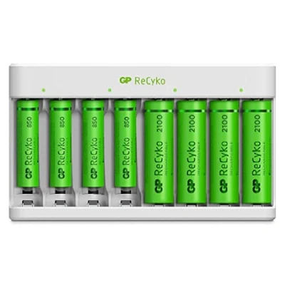 Immagine di Caricabatterie a 8 Slot per Pile Ricaricabili AA e AAA NiMH GP RECYKO Include 4 Batterie 2100 mAh 850 Caricatore USB