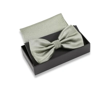 Immagine di Papillon verde salvia con fazzoletto da taschino per set uomo abito matrimonio regolabile in