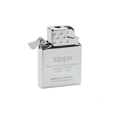 Immagine di Accendino Zippo® Inserto a Gas Fiamma Gialla 65815, Antivento Ricaricabile Zippo, Realizzato in Metallo con Caratteristico &quot;click&quot; Color Argento, Ottima Idea Regalo