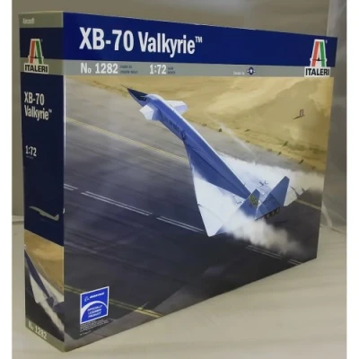 Immagine di Italeri 1282 Xb 70 Valkirye Model Kit Scala 1:72