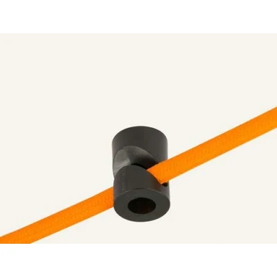 Immagine di Decentratore a V, Gancio da Soffitto o Parete. Colori: Bianco,Nero e Trasparente; Per cavo elettrico in tessuto/tessile. Made Italy (Nero)