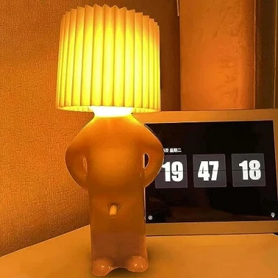 Immagine di Lonsy Lampada creativa Un piccolo uomo timido, da scrivania Naughty Boy, Luce notturna a LED creativa, comodino romantica, lettura divertente, d&#039;atmosfera