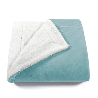 Immagine di FARFALLAROSSA Coperta Matrimoniale in Pile Sherpa e Flanella Verde 210x240, Plaid Doppio Strato Letto Matrimoniale, Super Morbida Tiepido o Divano Acqua