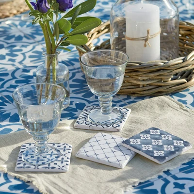 Immagine di LOBERON Set di 4 sottobicchieri Sliwa, poliresina, Sughero, L/A/P ca. 10.5/5/10.5 cm, bianco/blu