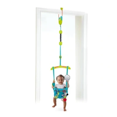 Immagine di Bright Starts, Altalena Da Porta Deluxe Bounce &#039;n Spring Con 4 Giochi, Cinghia Regolabile, Lavabile, Facile Trasportare, Si Fissa In Modo Sicuro Ad Ogni Tipo Di Porta, 6 Mesi+